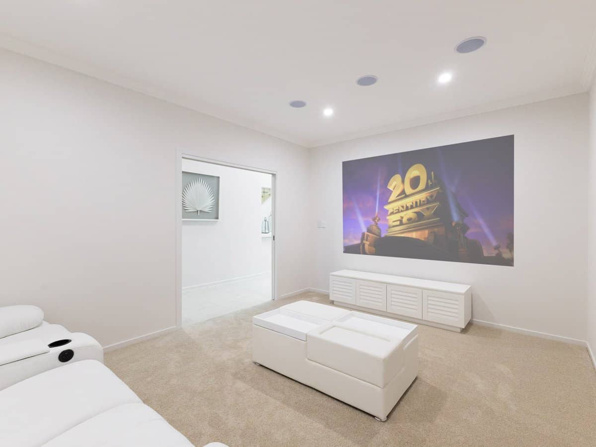 96 Rio Vista Boulevard, BROADBEACH WATERS - Thumbnail 9