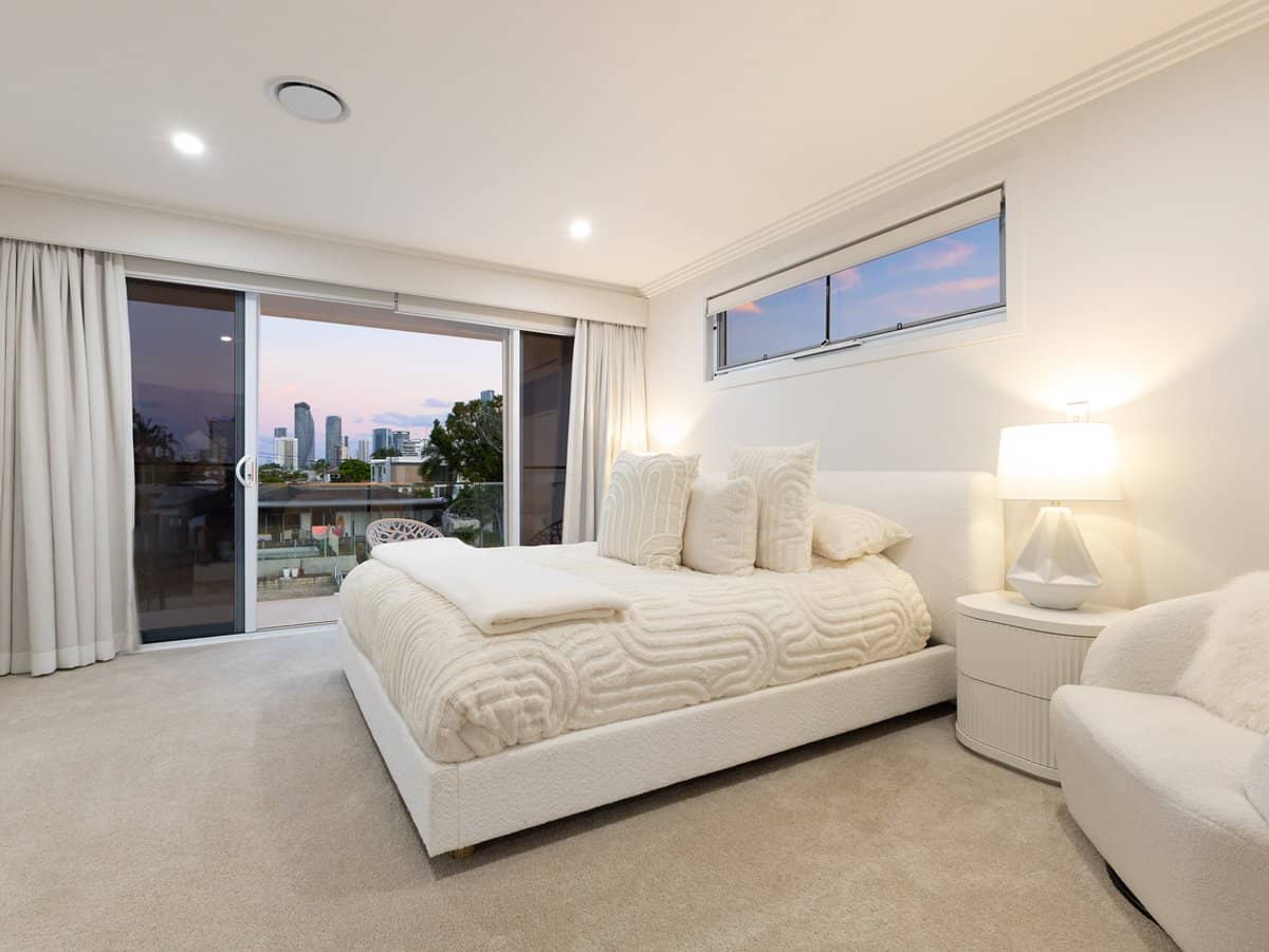 96 Rio Vista Boulevard, BROADBEACH WATERS - Thumbnail 11