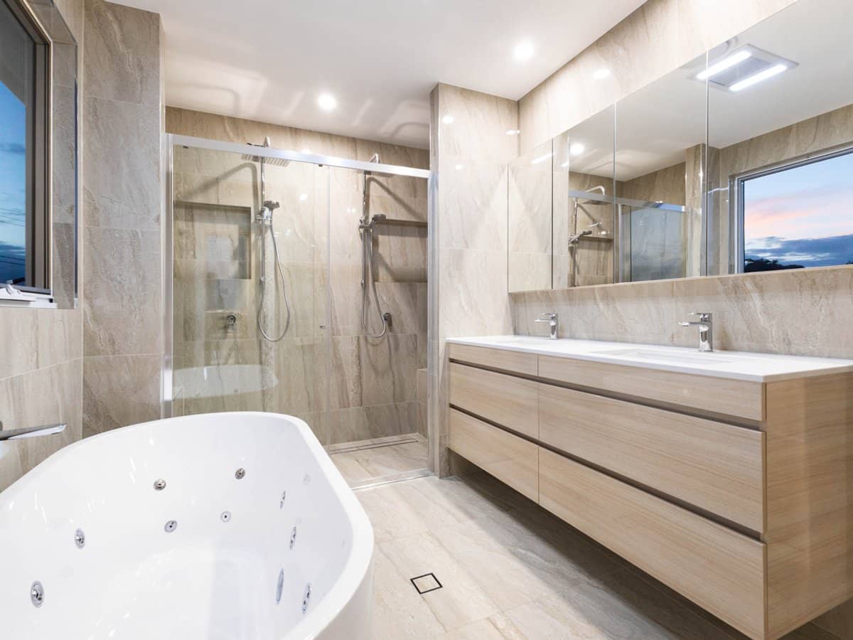 96 Rio Vista Boulevard, BROADBEACH WATERS - Thumbnail 13