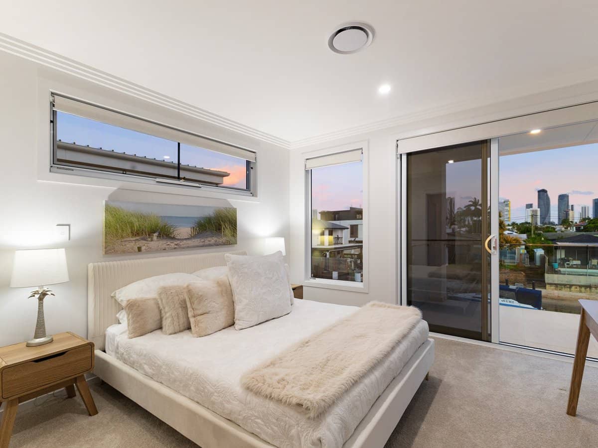 96 Rio Vista Boulevard, BROADBEACH WATERS - Thumbnail 15