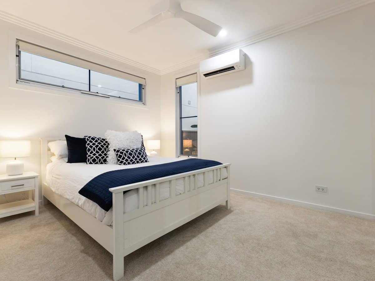 96 Rio Vista Boulevard, BROADBEACH WATERS - Thumbnail 21