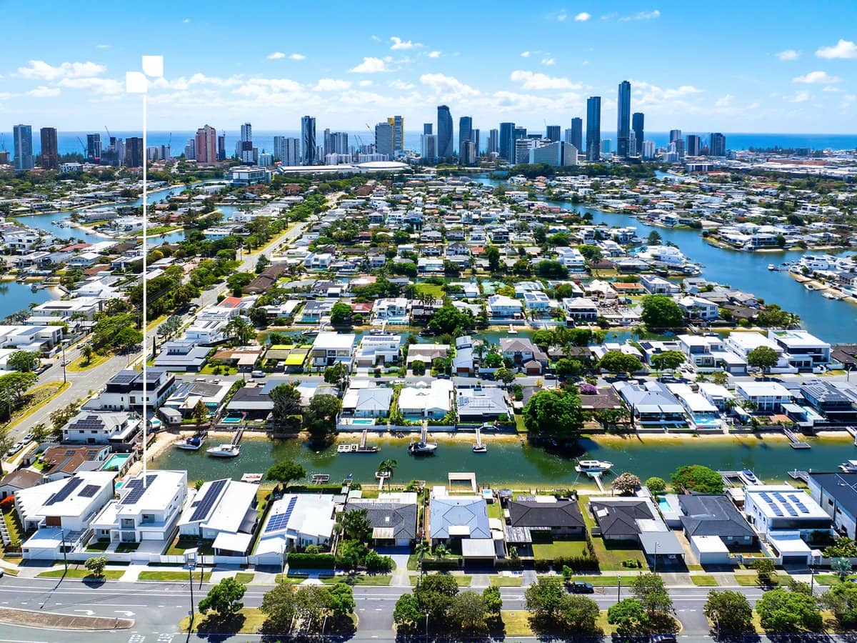 96 Rio Vista Boulevard, BROADBEACH WATERS - Thumbnail 28