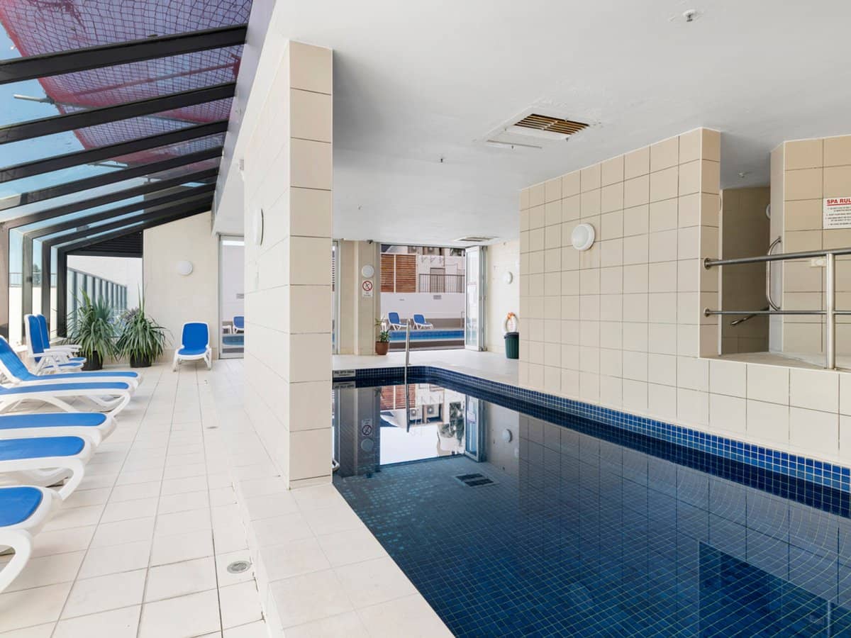 18 Hanlan Street, SURFERS PARADISE - Thumbnail 16