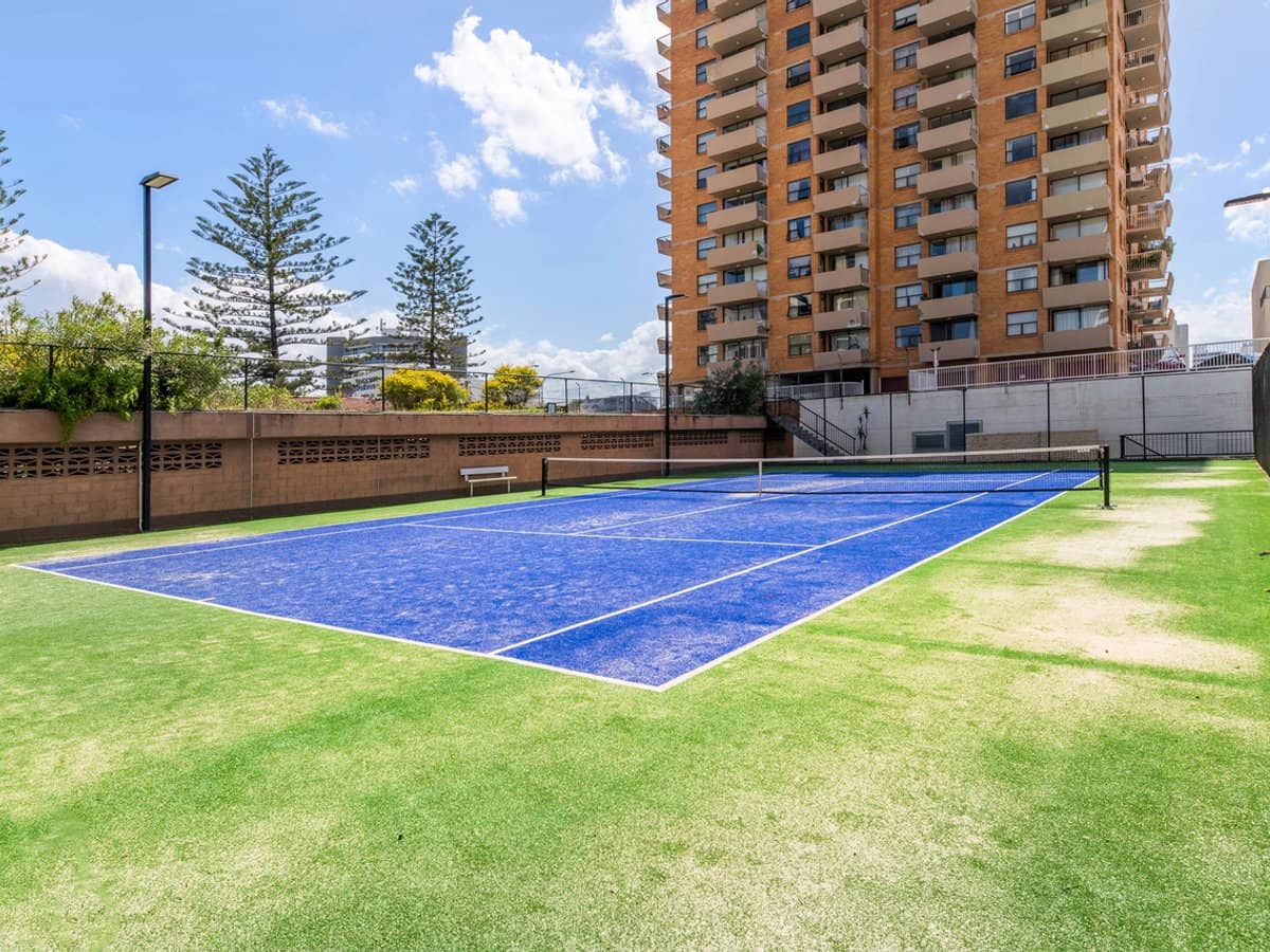 18 Hanlan Street, SURFERS PARADISE - Thumbnail 18