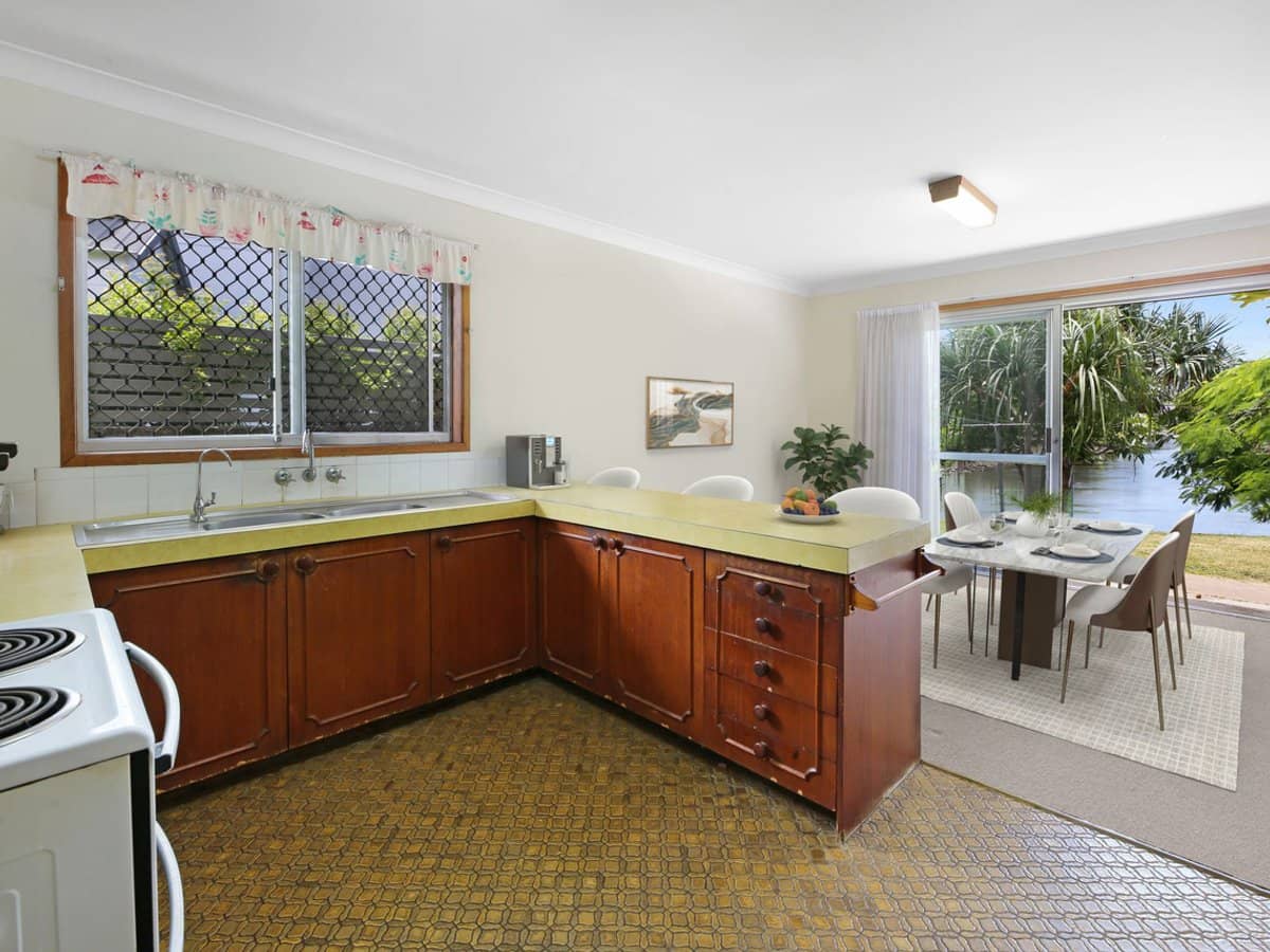 8 La Spezia Court, Surfers Paradise - Thumbnail 6