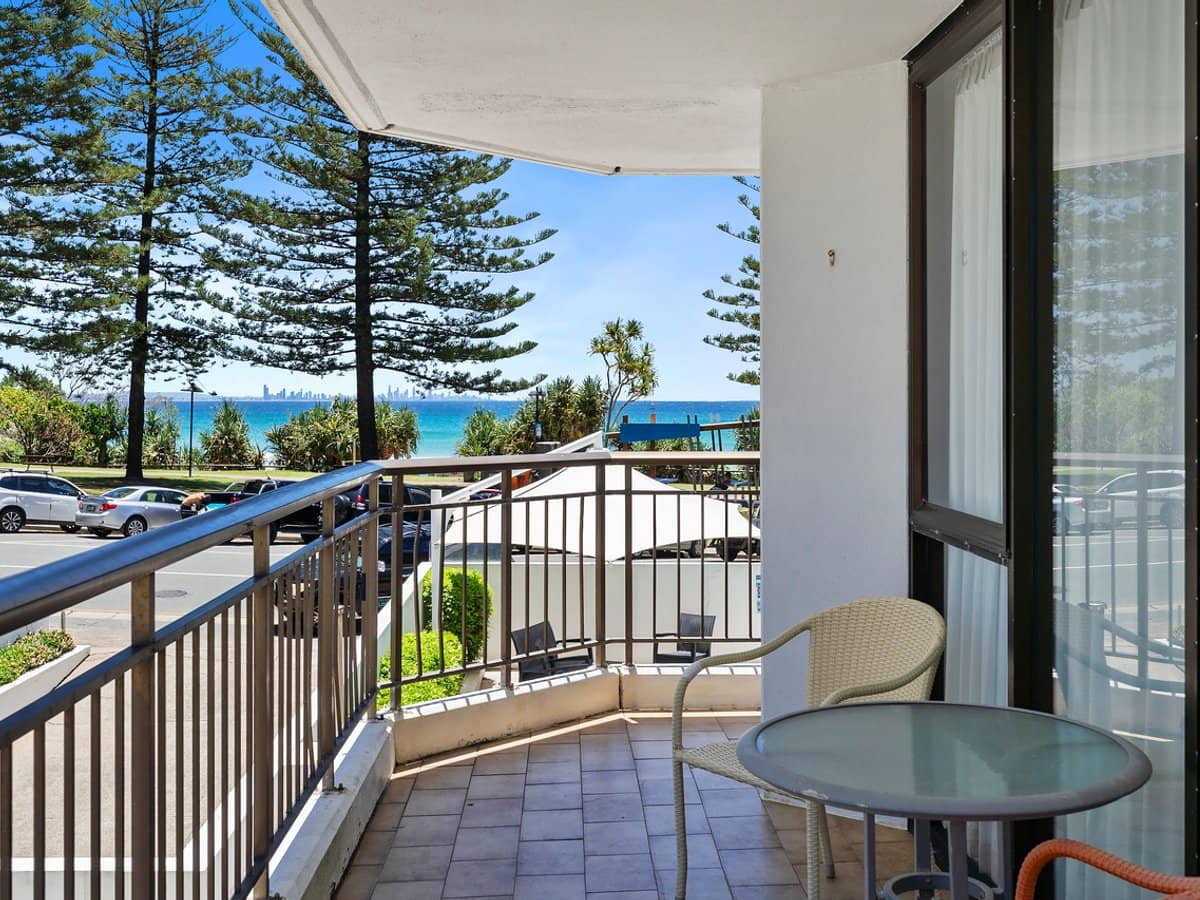 166 Marine Parade, RAINBOW BAY - Thumbnail 16
