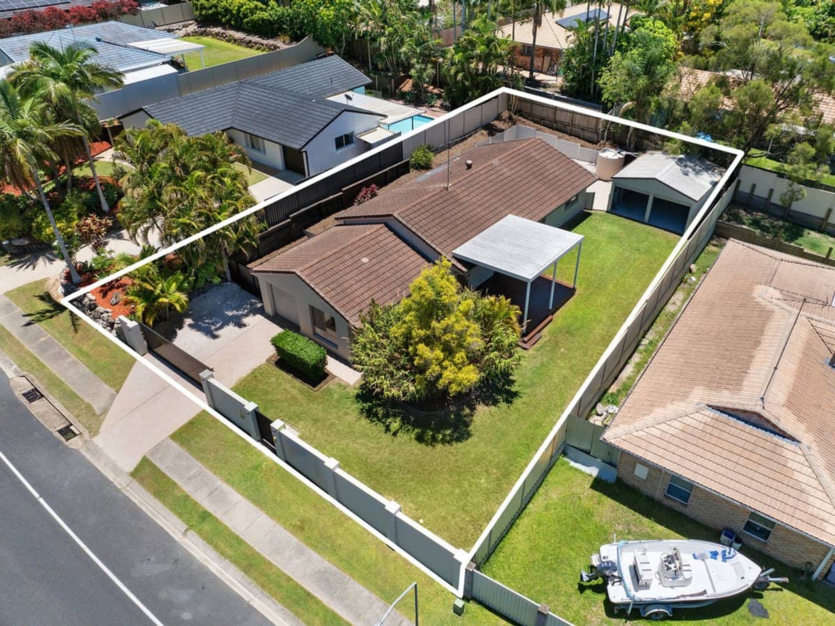 147 Dugandan Street, NERANG - Thumbnail 1