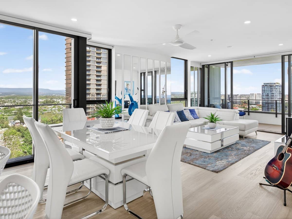 74/18 Chelsea Avenue, BROADBEACH - Thumbnail 7