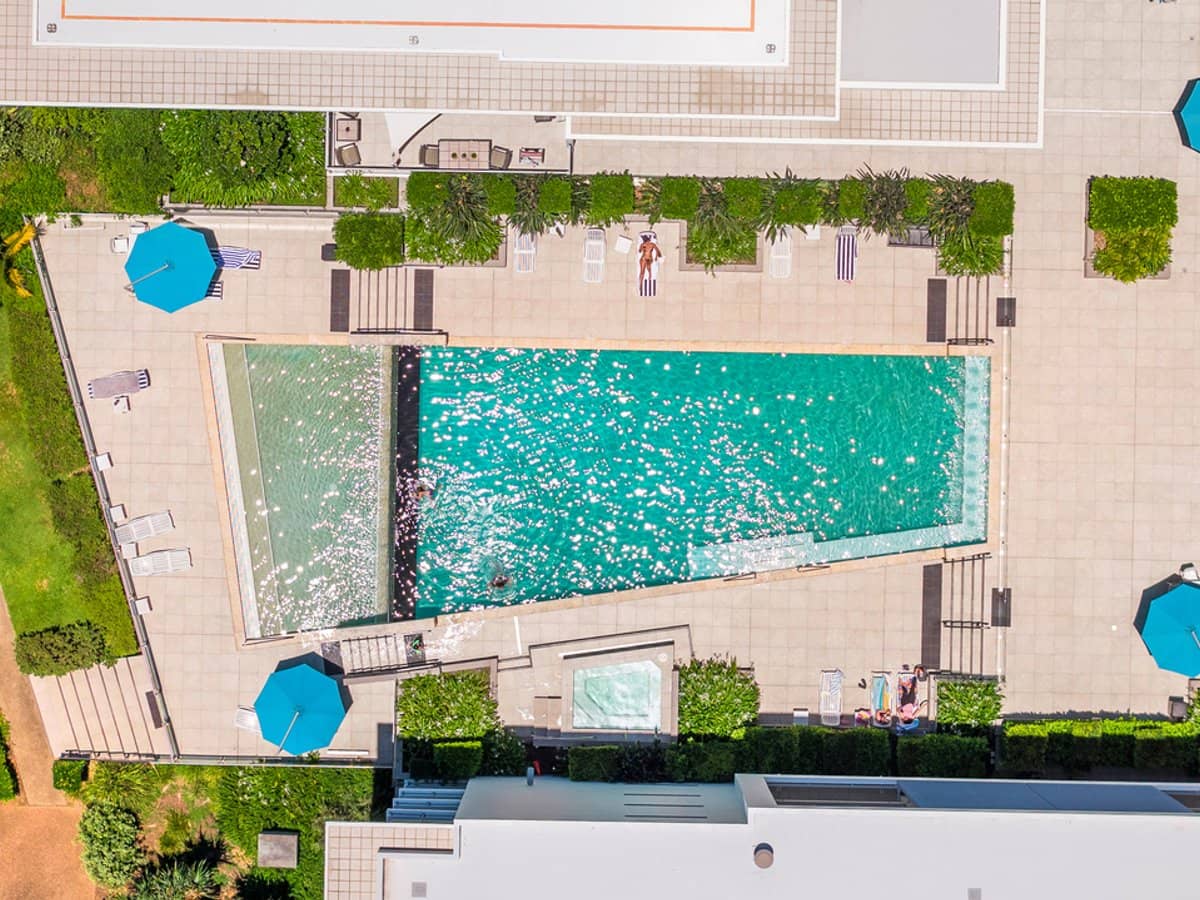 33 T E Peters Drive, BROADBEACH WATERS - Thumbnail 12