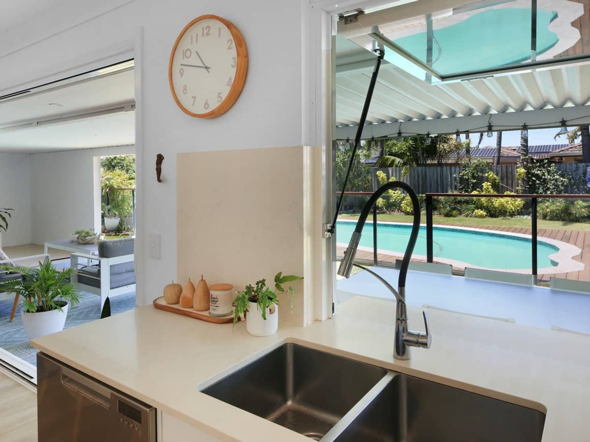 94 Rumrunner Street, Mermaid Waters - Thumbnail 10