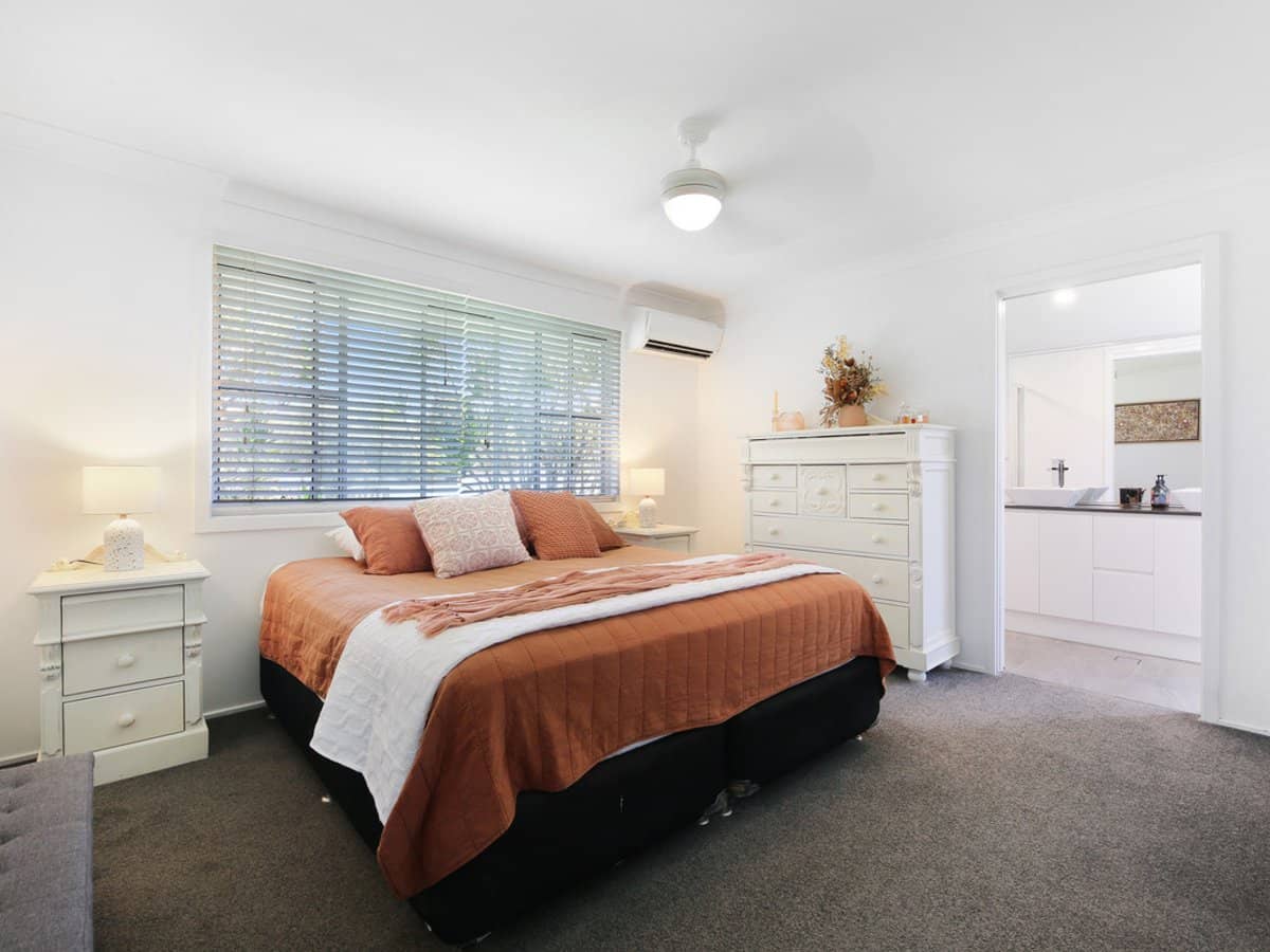 94 Rumrunner Street, Mermaid Waters - Thumbnail 13