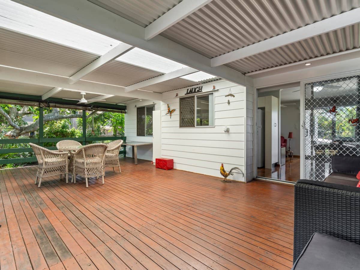 14 Lomic Court, EAGLEBY - Thumbnail 3