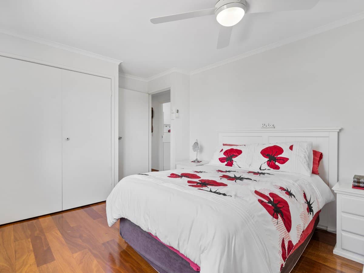 14 Lomic Court, EAGLEBY - Thumbnail 11