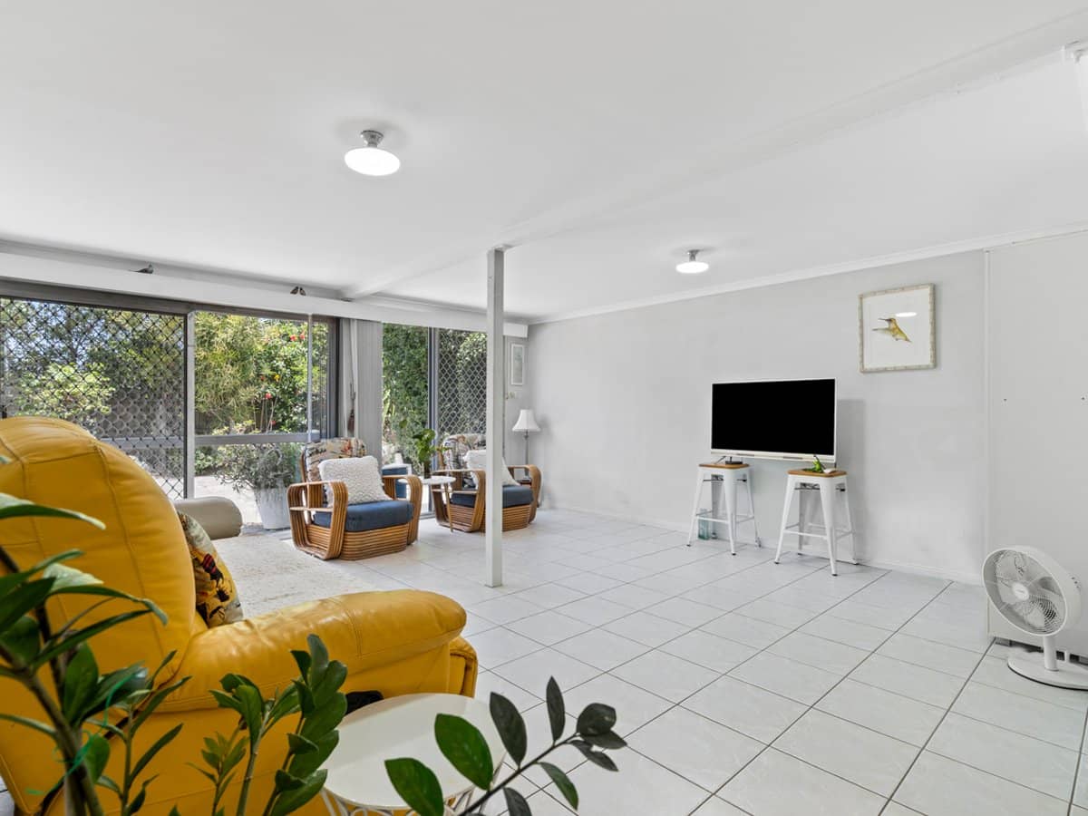 14 Lomic Court, EAGLEBY - Thumbnail 16