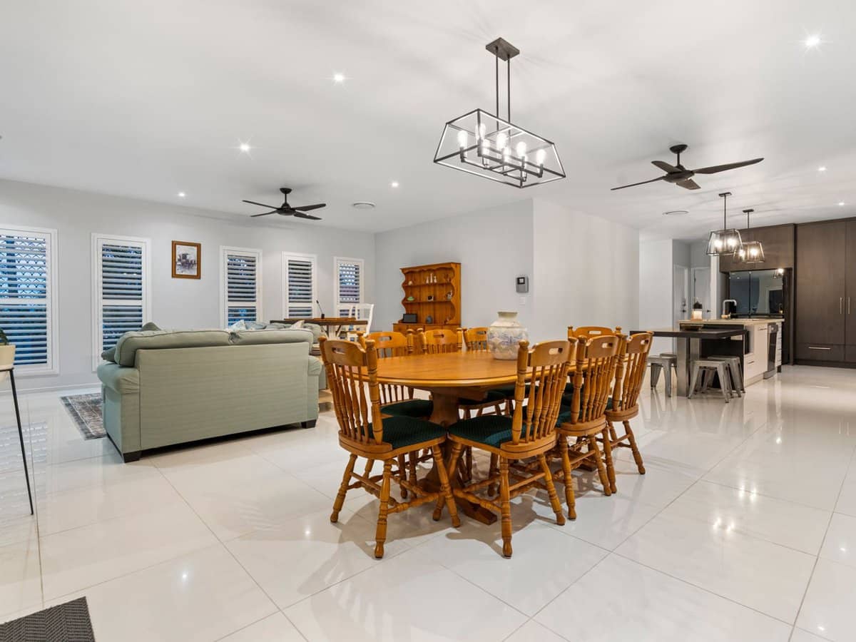 3 Paisley Court, MOUNT WARREN PARK - Thumbnail 7