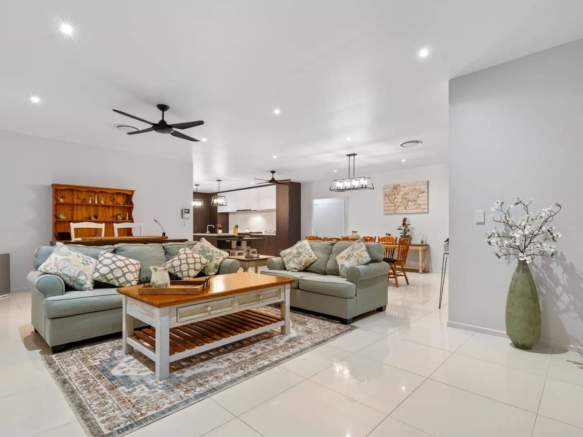 3 Paisley Court, MOUNT WARREN PARK - Thumbnail 8