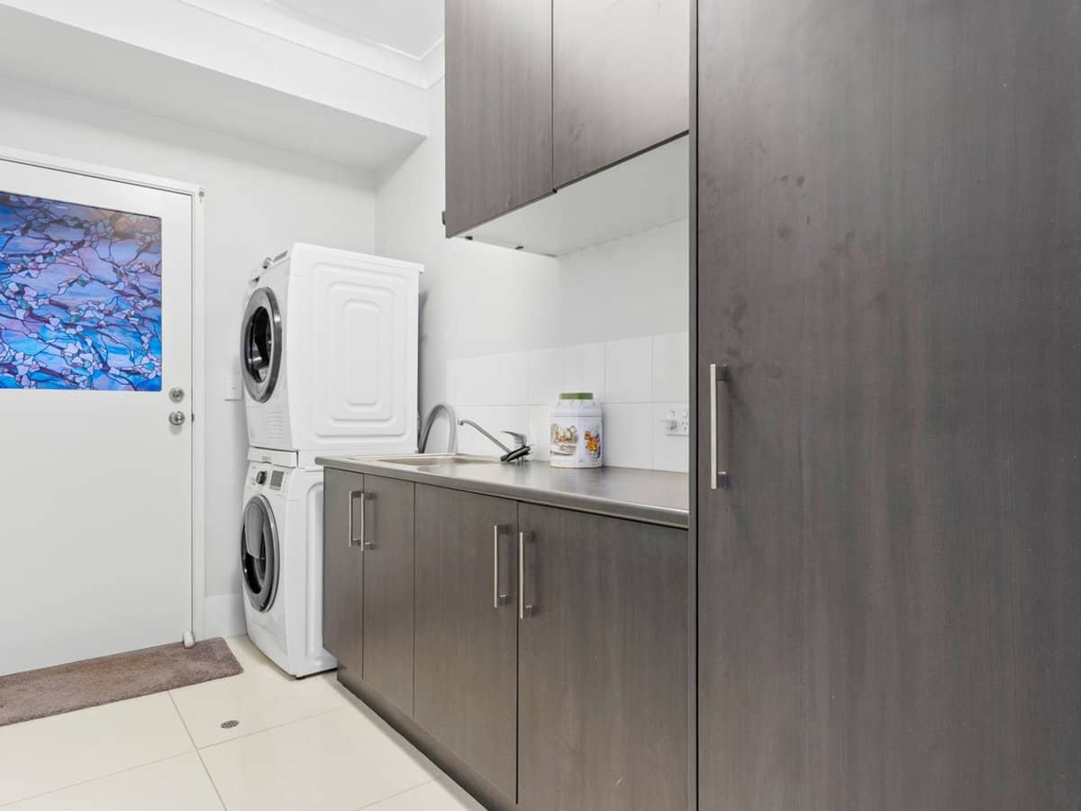 3 Paisley Court, MOUNT WARREN PARK - Thumbnail 17