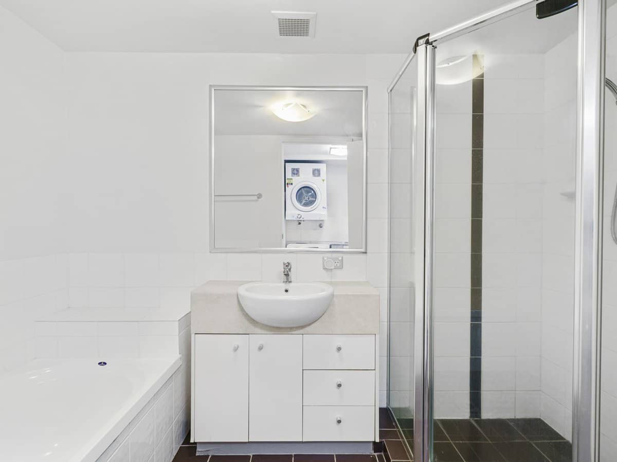 66 Mclean Street, COOLANGATTA - Thumbnail 12