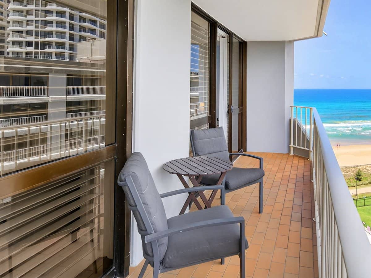 50 Old Burleigh Road, SURFERS PARADISE - Thumbnail 4