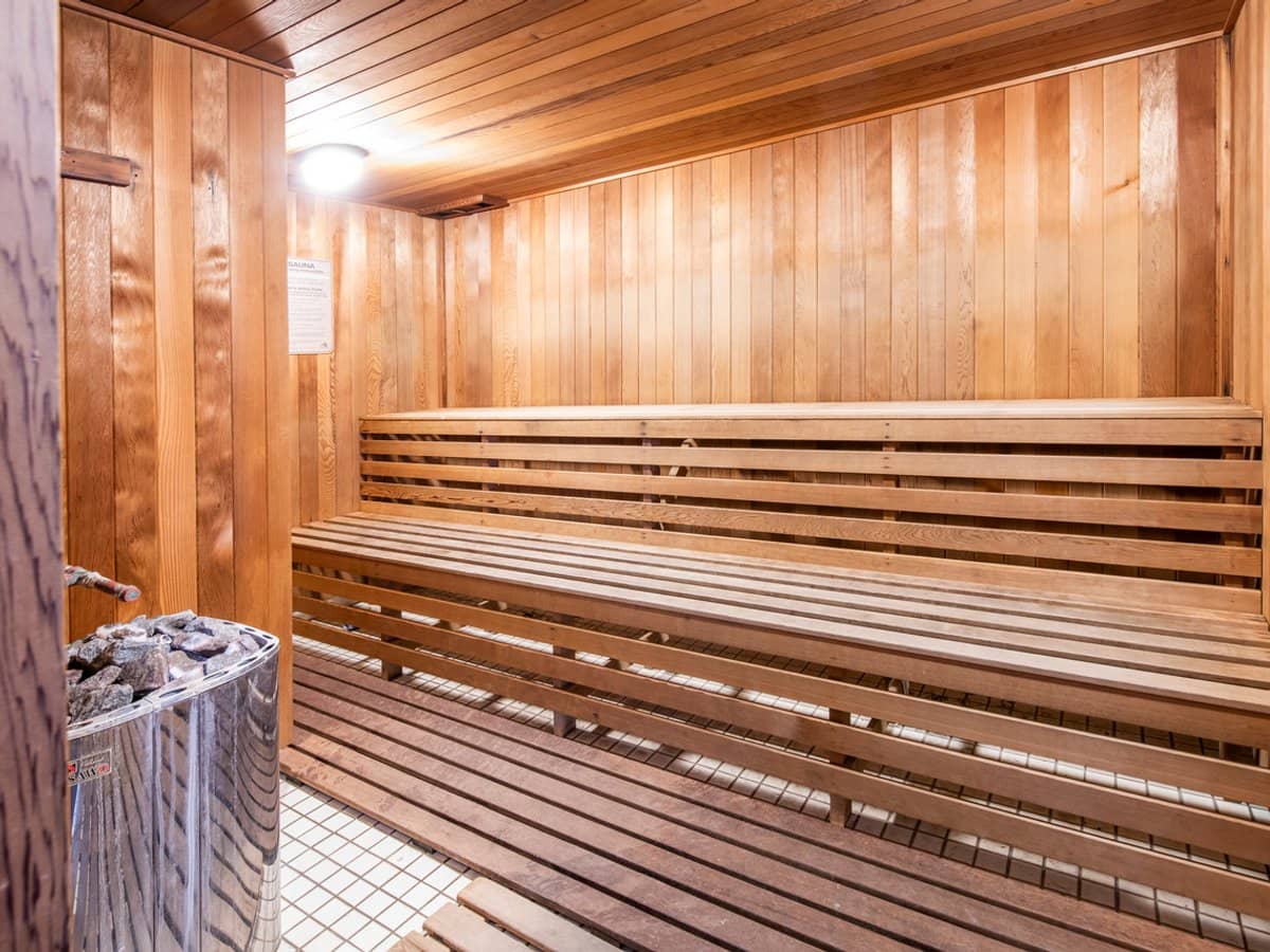 50 Old Burleigh Road, SURFERS PARADISE - Thumbnail 24