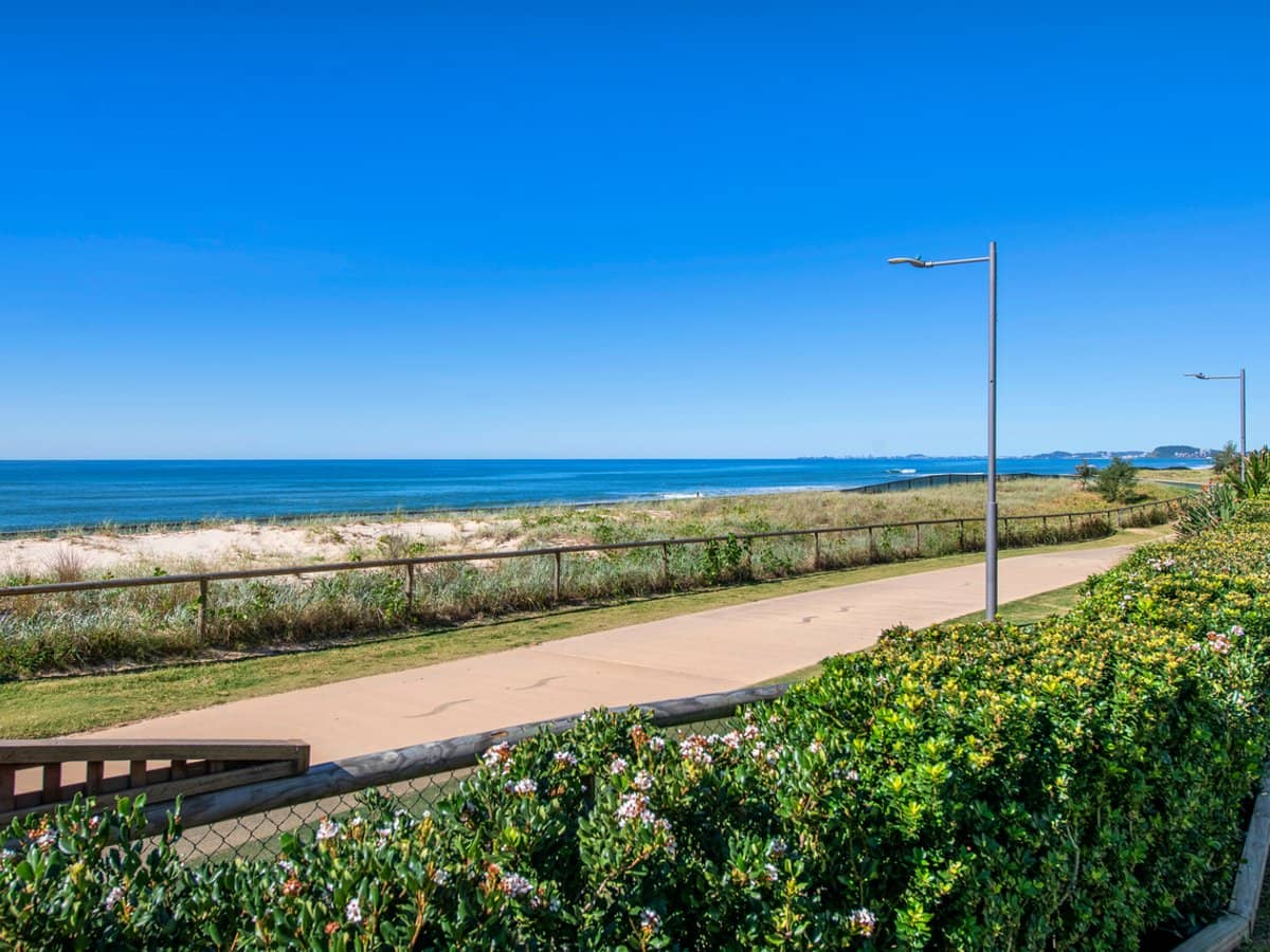 50 Old Burleigh Road, SURFERS PARADISE - Thumbnail 28