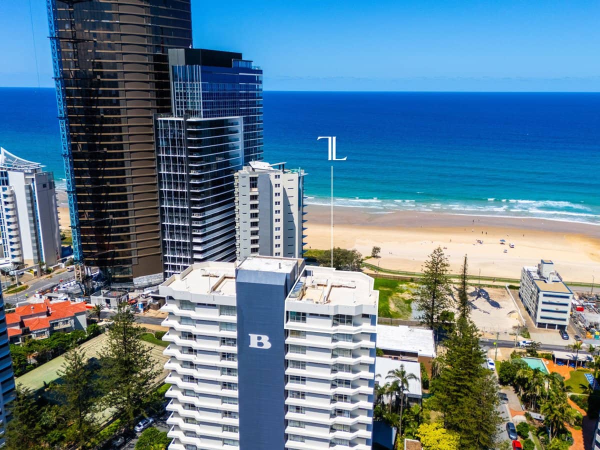 12 Enderley Avenue, Surfers Paradise - Thumbnail 21
