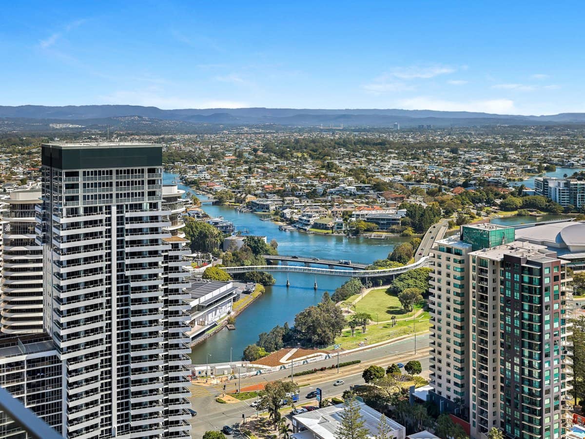 12 Philip Avenue, Broadbeach - Thumbnail 6