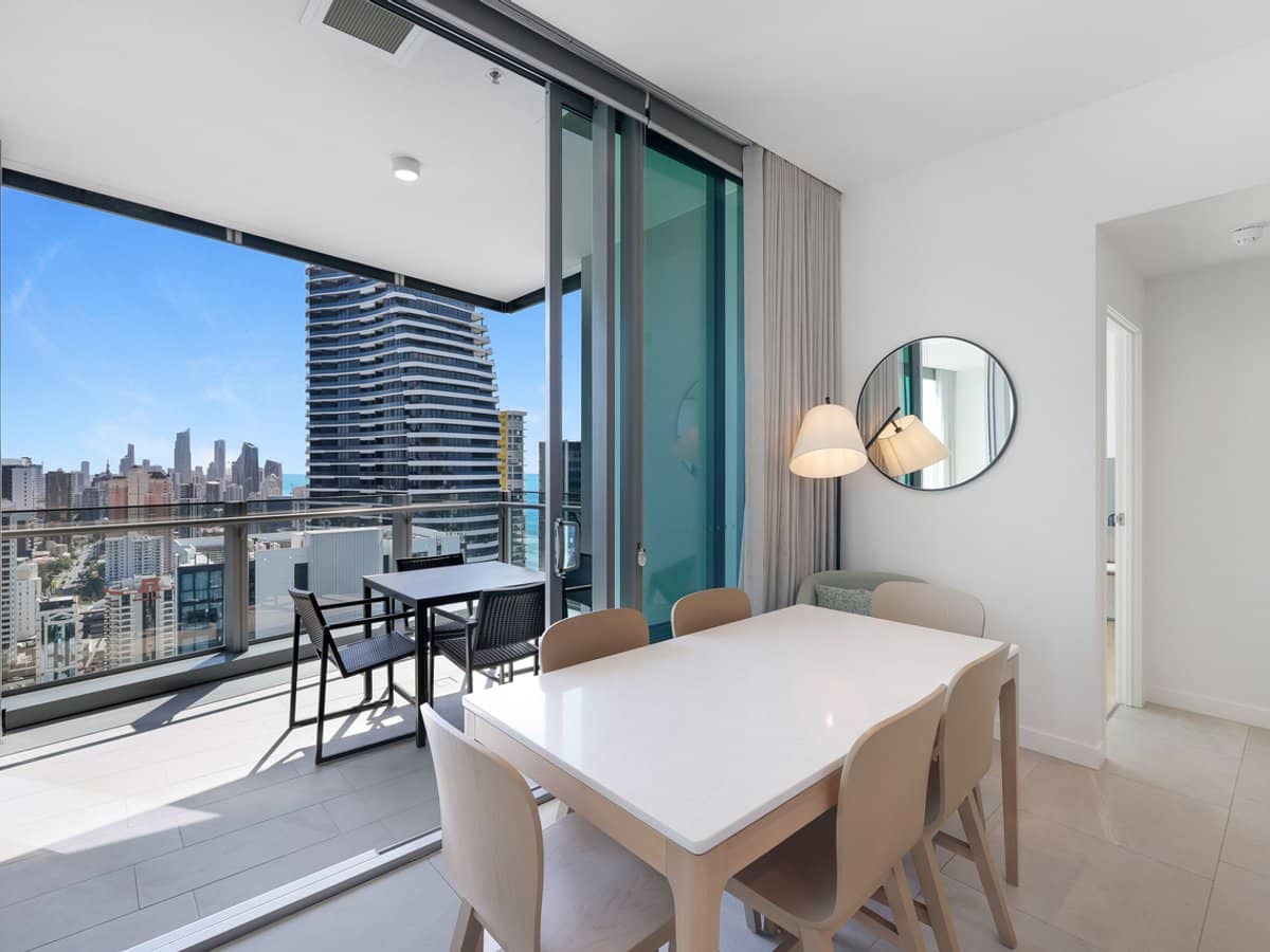 12 Philip Avenue, Broadbeach - Thumbnail 11