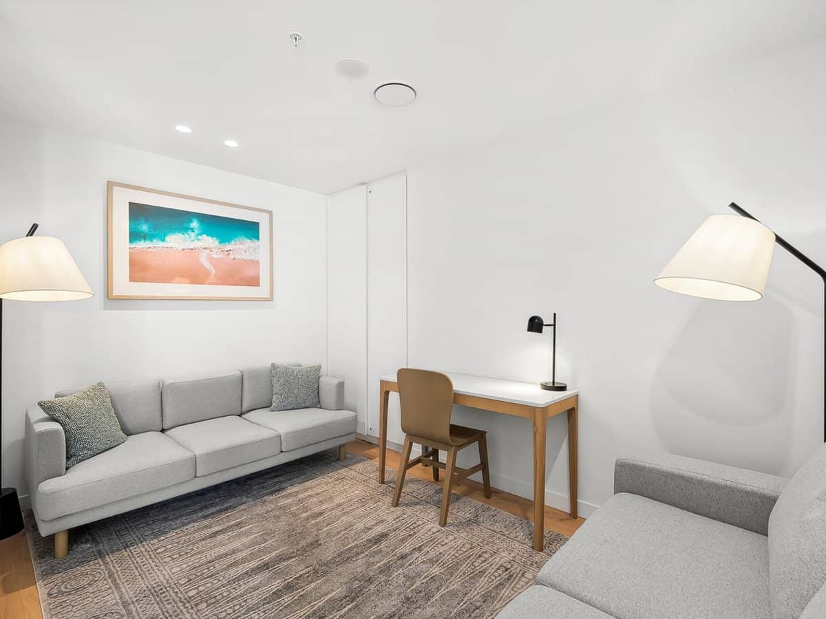 12 Philip Avenue, Broadbeach - Thumbnail 18