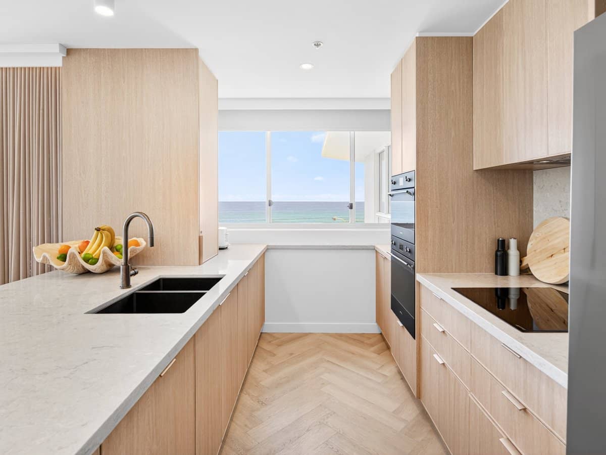 150 The Esplanade, SURFERS PARADISE - Thumbnail 8