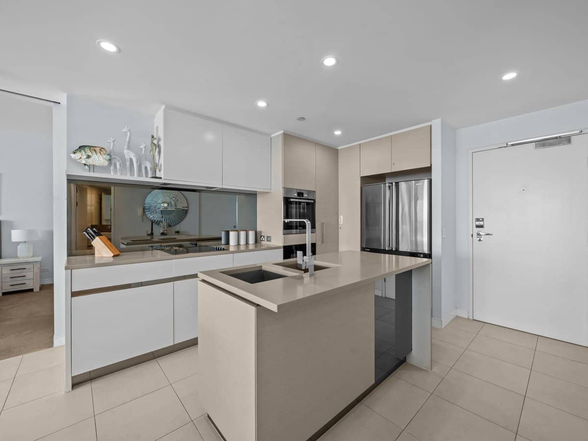 4 The Esplanade, Surfers Paradise - Thumbnail 10