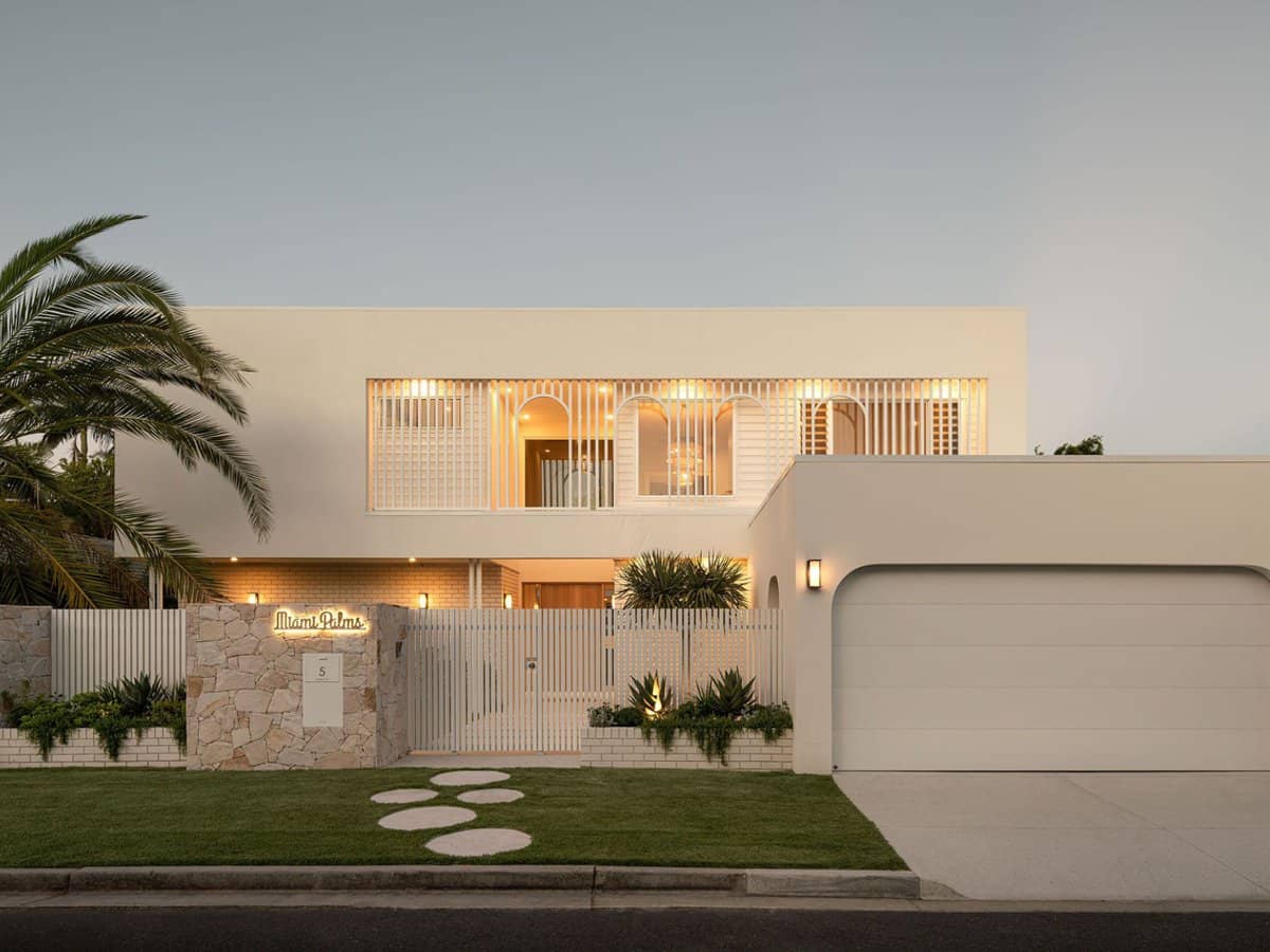 5 June Court, Miami - Thumbnail 1