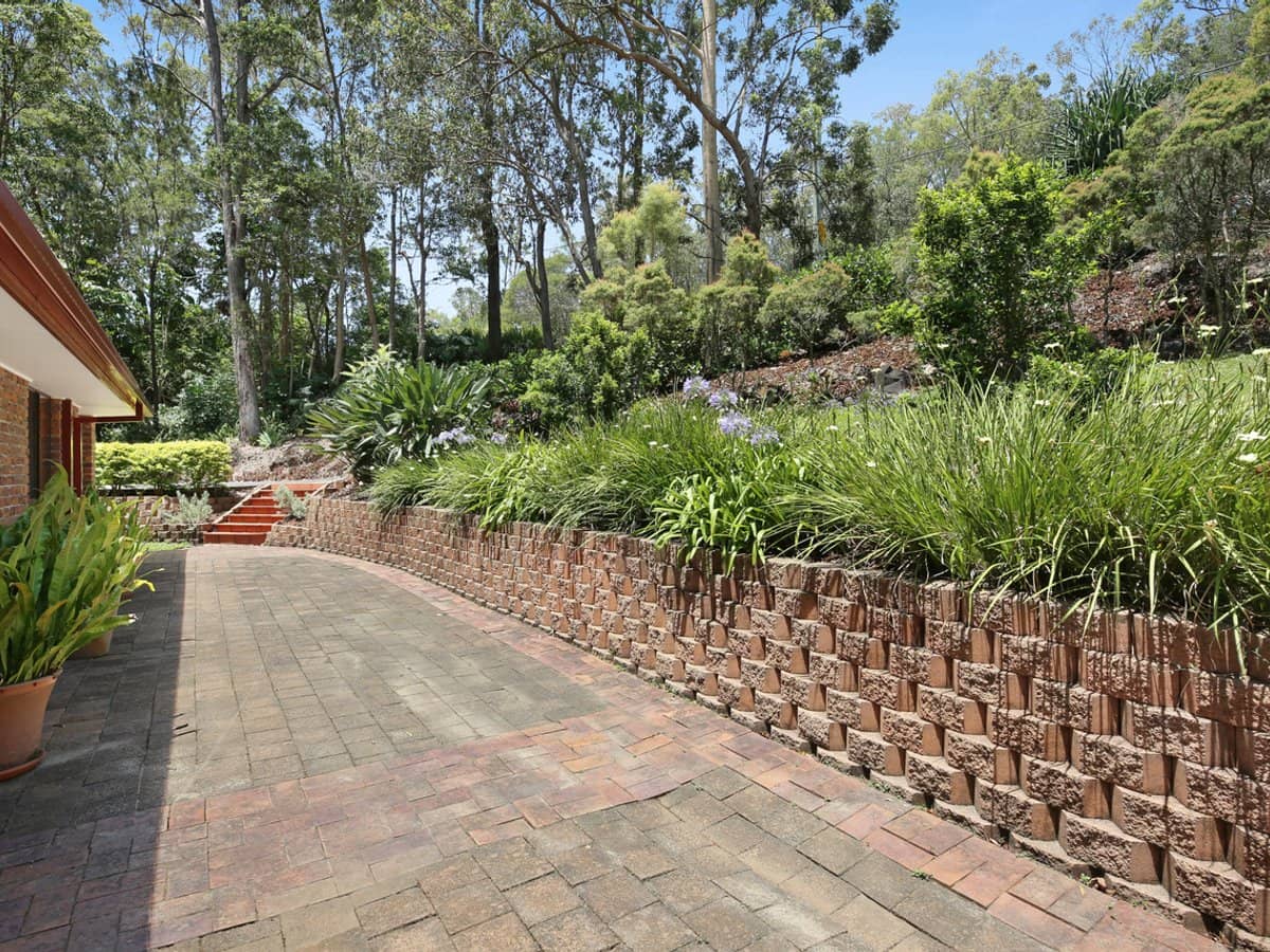 77 Bonogin Road, MUDGEERABA - Thumbnail 5