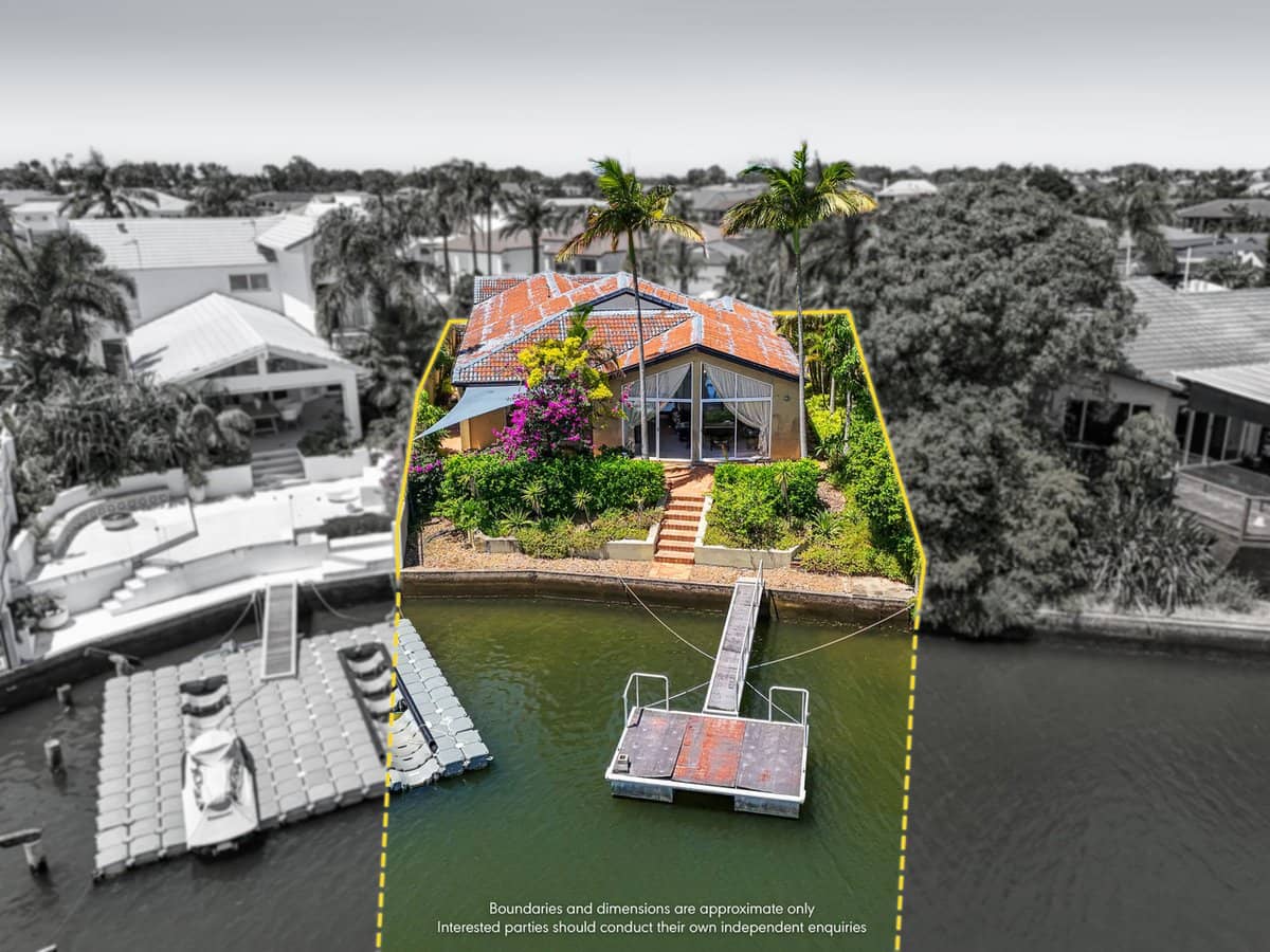 3 The Yardarm, Runaway Bay - Thumbnail 20