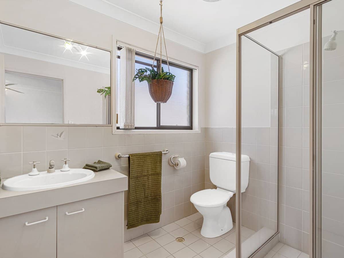 69 Tradewinds Avenue, Paradise Point - Thumbnail 12