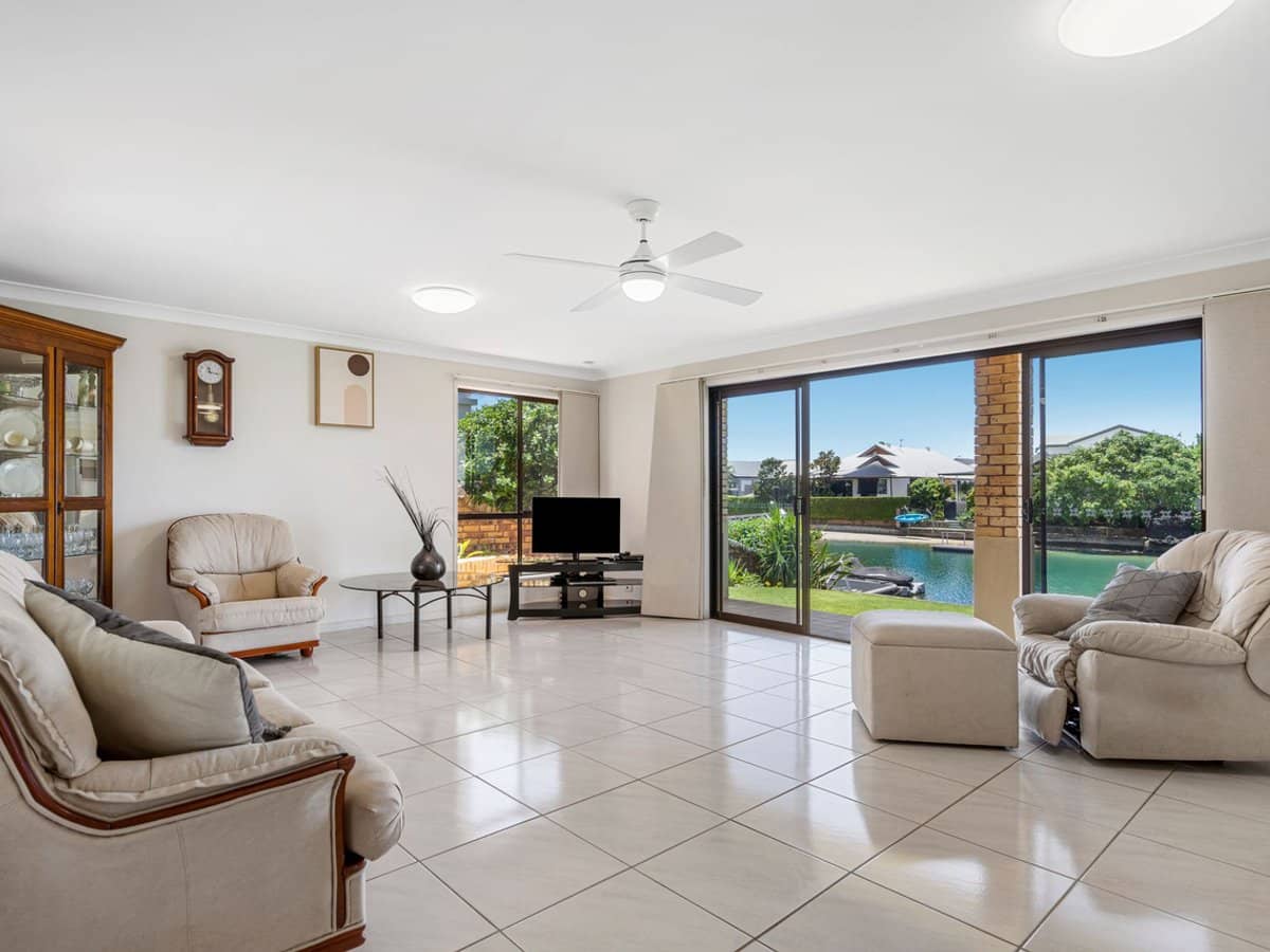 69 Tradewinds Avenue, Paradise Point - Thumbnail 14