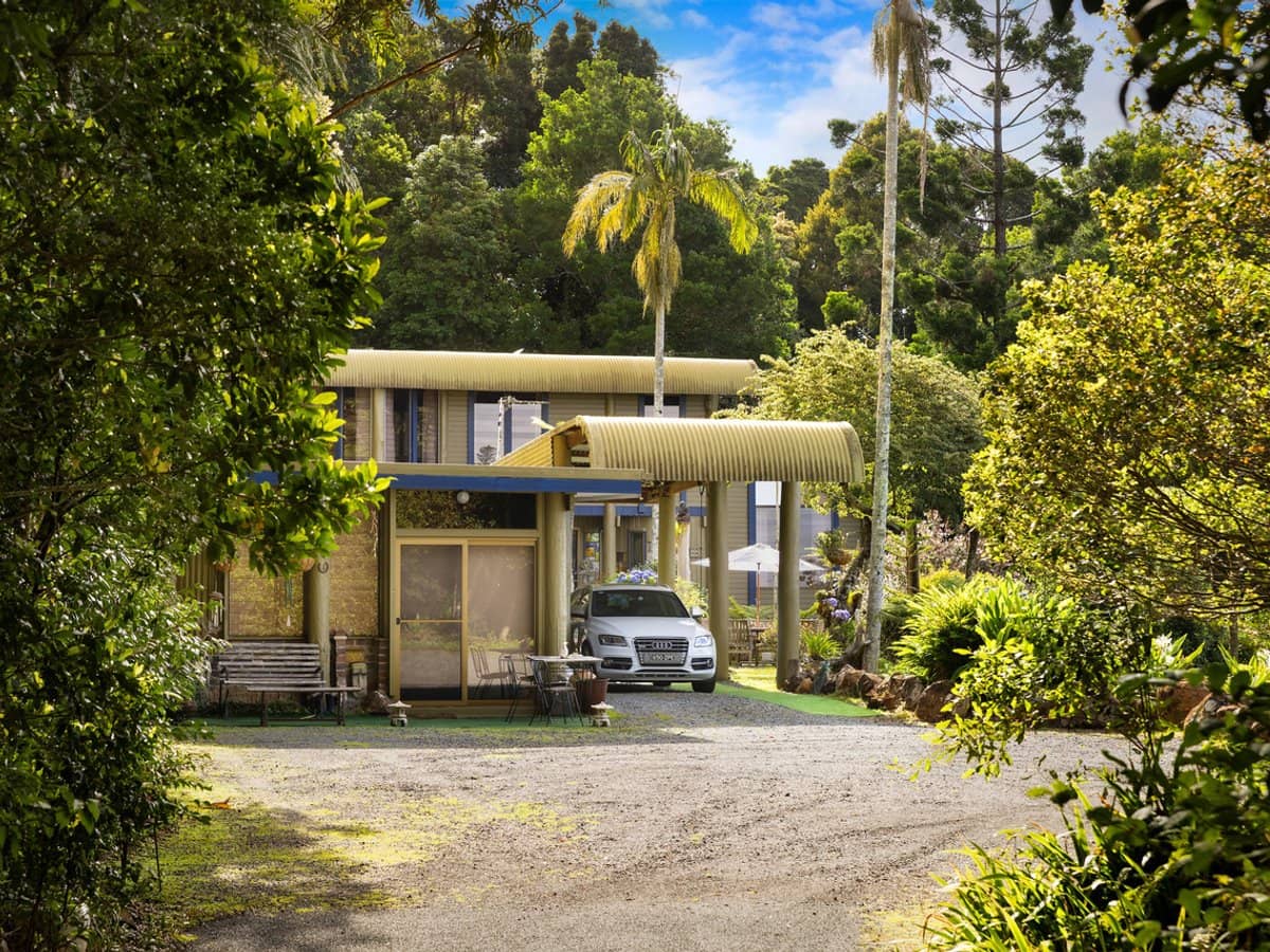 162 Repeater Station Road, SPRINGBROOK - Thumbnail 3