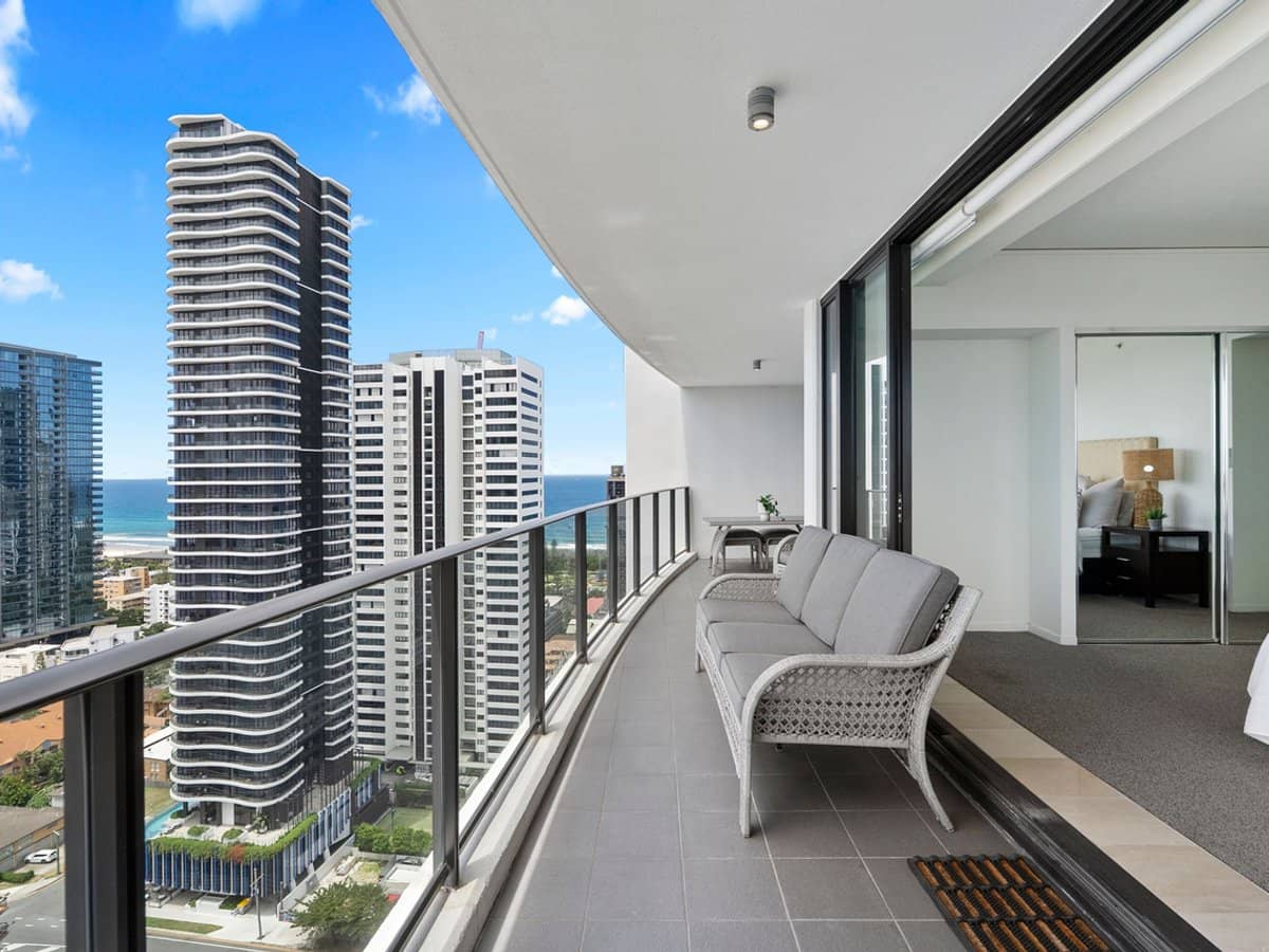 22 Surf Parade, Broadbeach - Thumbnail 2
