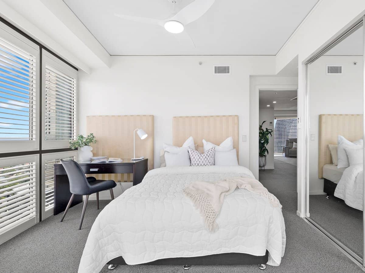 22 Surf Parade, Broadbeach - Thumbnail 9