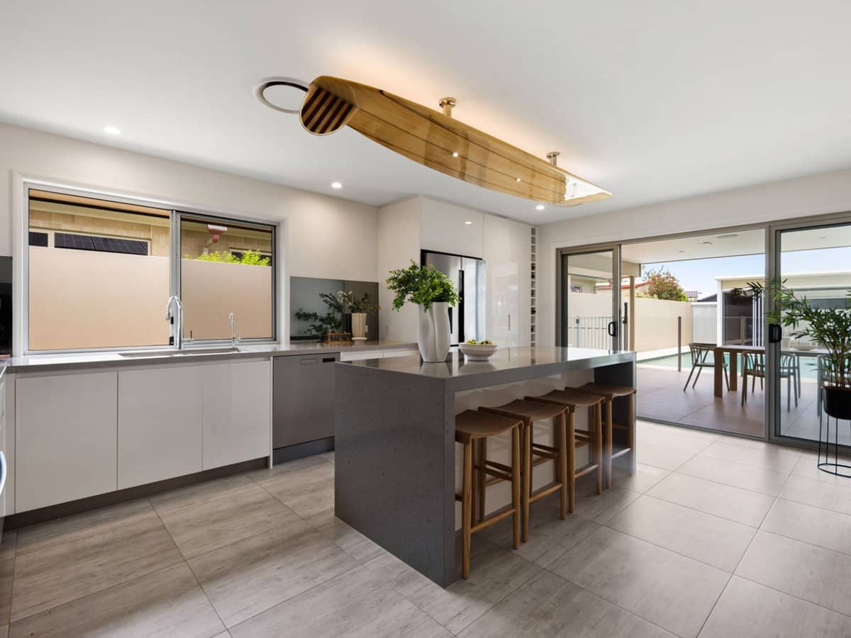 27 Warrina Crescent, Burleigh Waters - Thumbnail 10