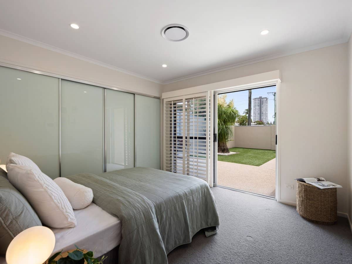 27 Warrina Crescent, Burleigh Waters - Thumbnail 17