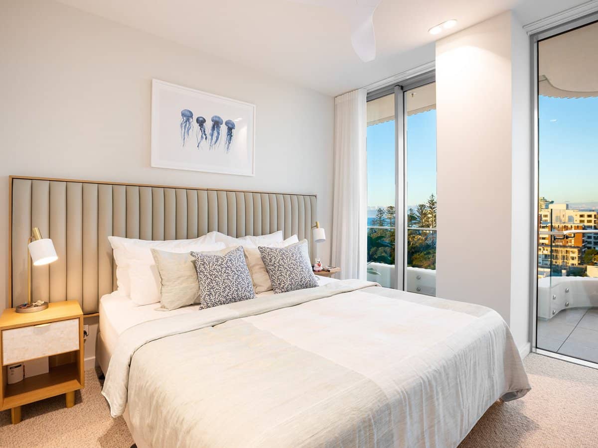 4 Miles Street, COOLANGATTA - Thumbnail 5