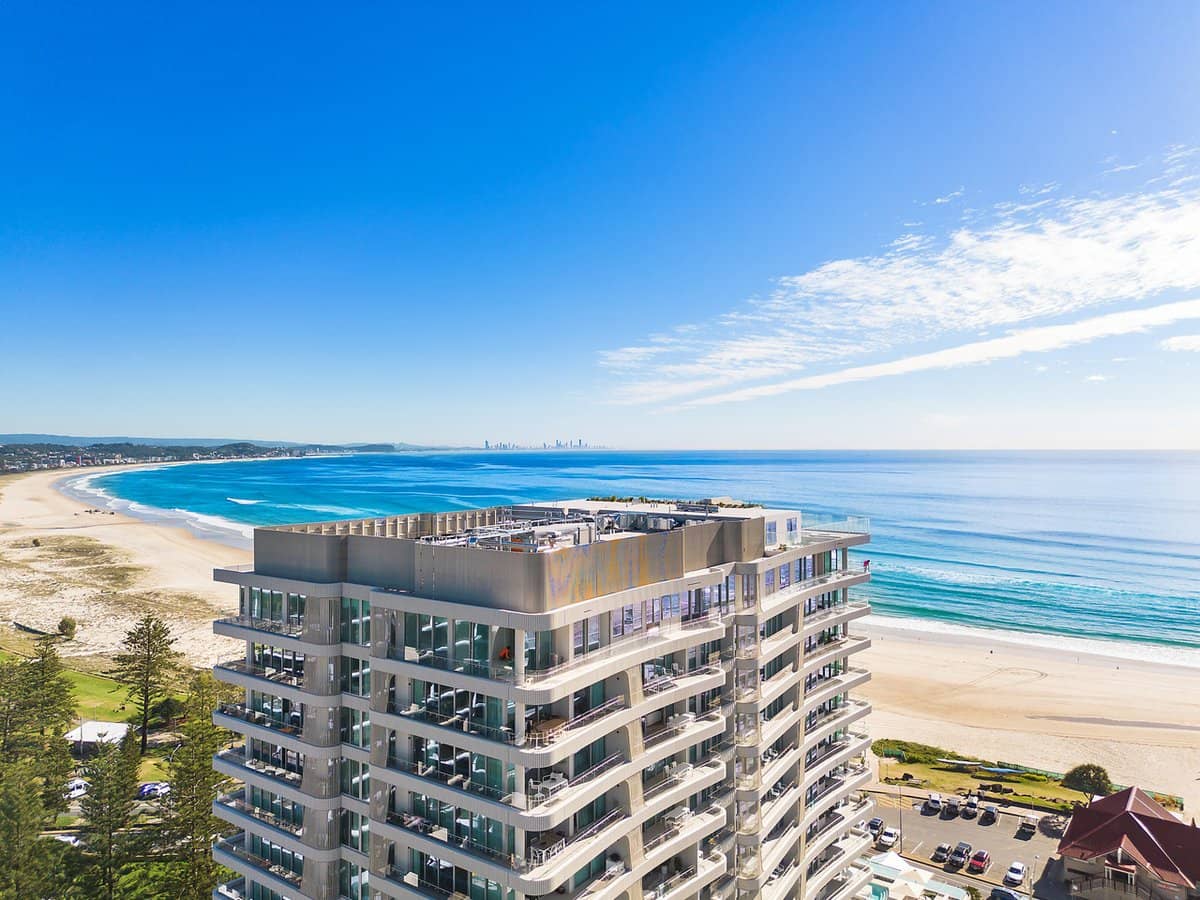 4 Miles Street, COOLANGATTA - Thumbnail 7