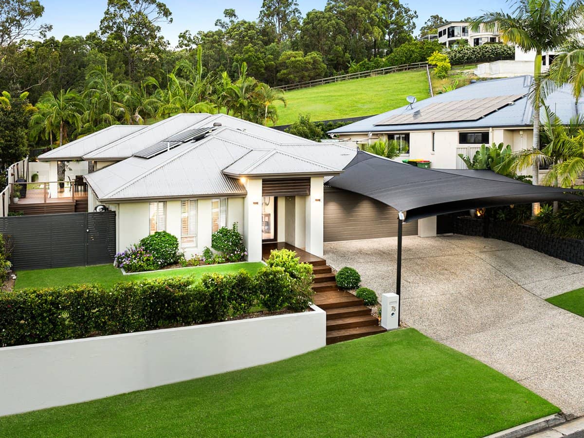 75 Barden Ridge Road, REEDY CREEK - Thumbnail 1