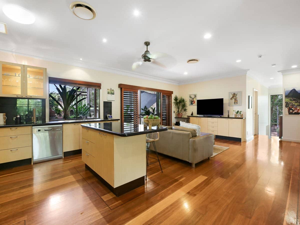 20 Federal Place, ROBINA - Thumbnail 5