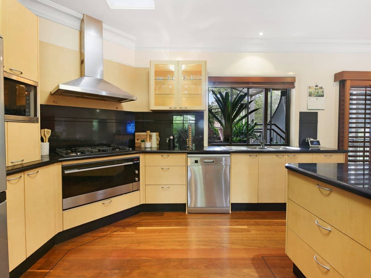 20 Federal Place, ROBINA - Thumbnail 7