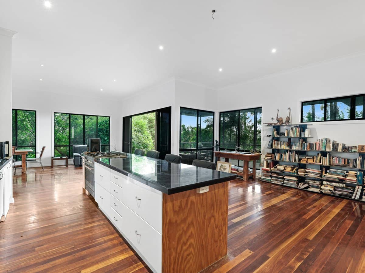 11 Cashew Court, Upper Coomera - Thumbnail 4