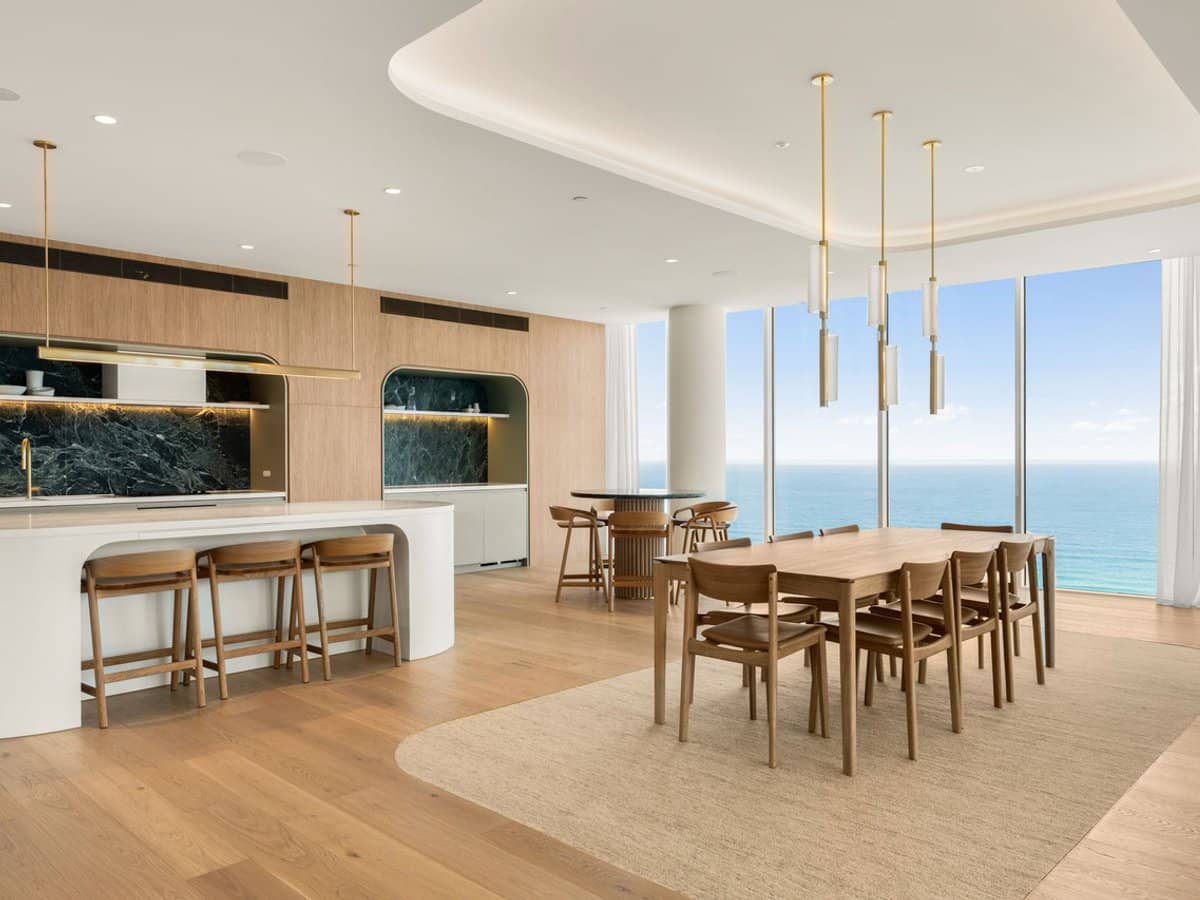 4-6 Rosewood Avenue, BROADBEACH - Thumbnail 15