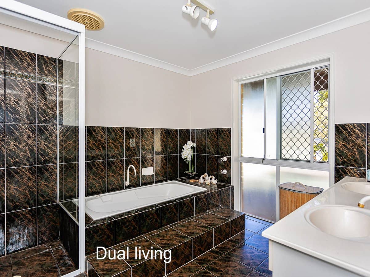 8 Parklane Place, HIGHLAND PARK - Thumbnail 21