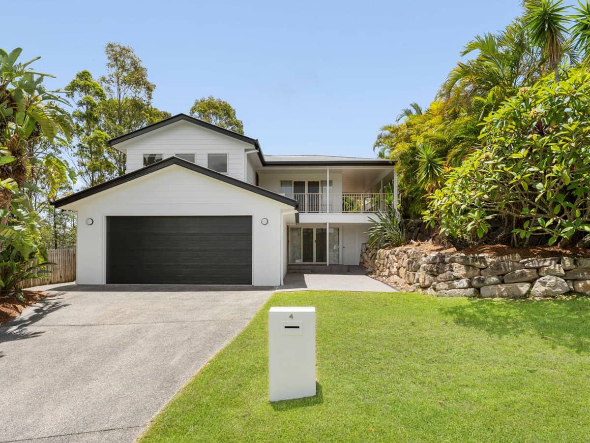 4 John Francis Drive, Carrara - Thumbnail 1